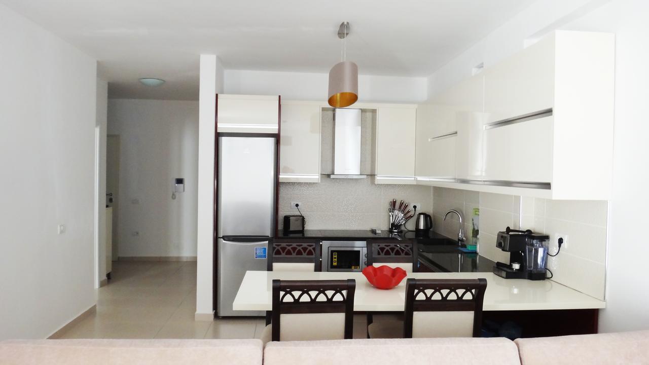 Apartments In White Residence Sarandë Buitenkant foto
