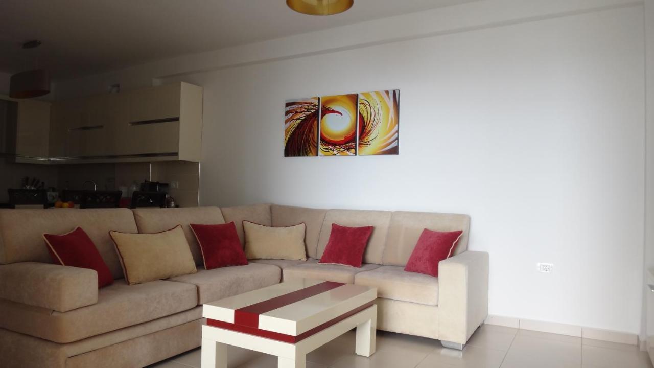 Apartments In White Residence Sarandë Buitenkant foto